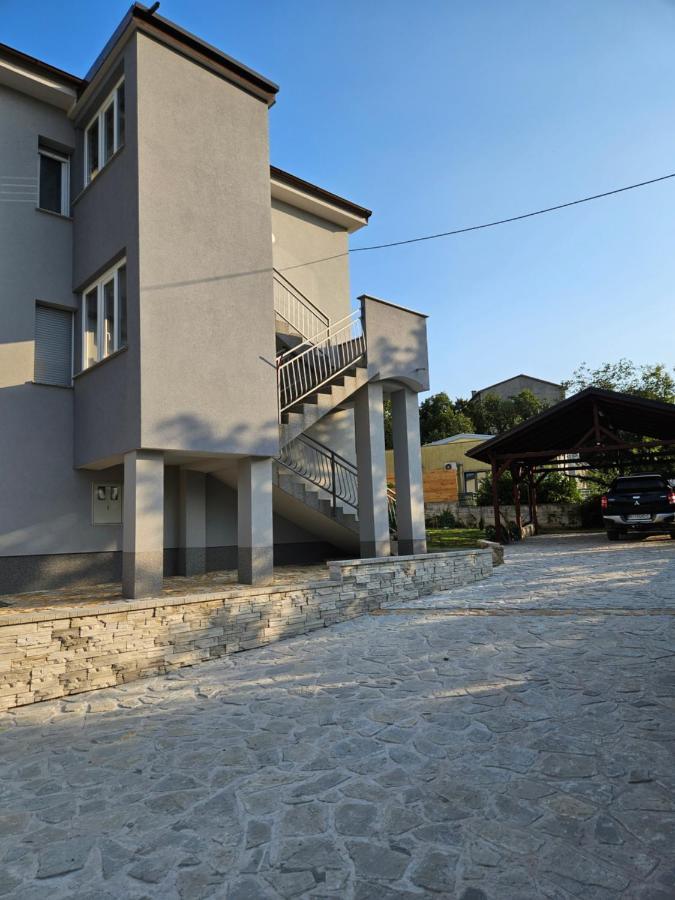 Apartmani Dado Cavle Exterior photo
